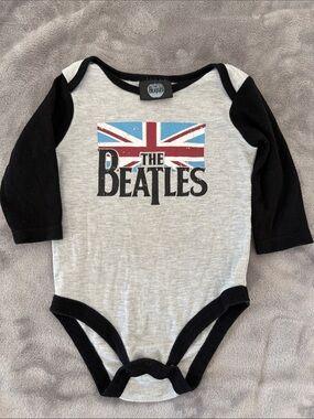 The Beatles Black & Gray Union Jack Raglan Baby One-Piece 6-12M